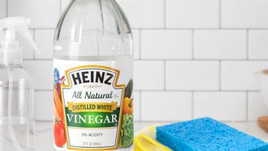 where can i buy white vinegar for cleaning