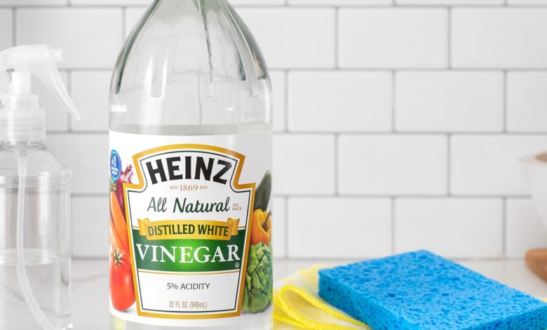 where can i buy white vinegar for cleaning